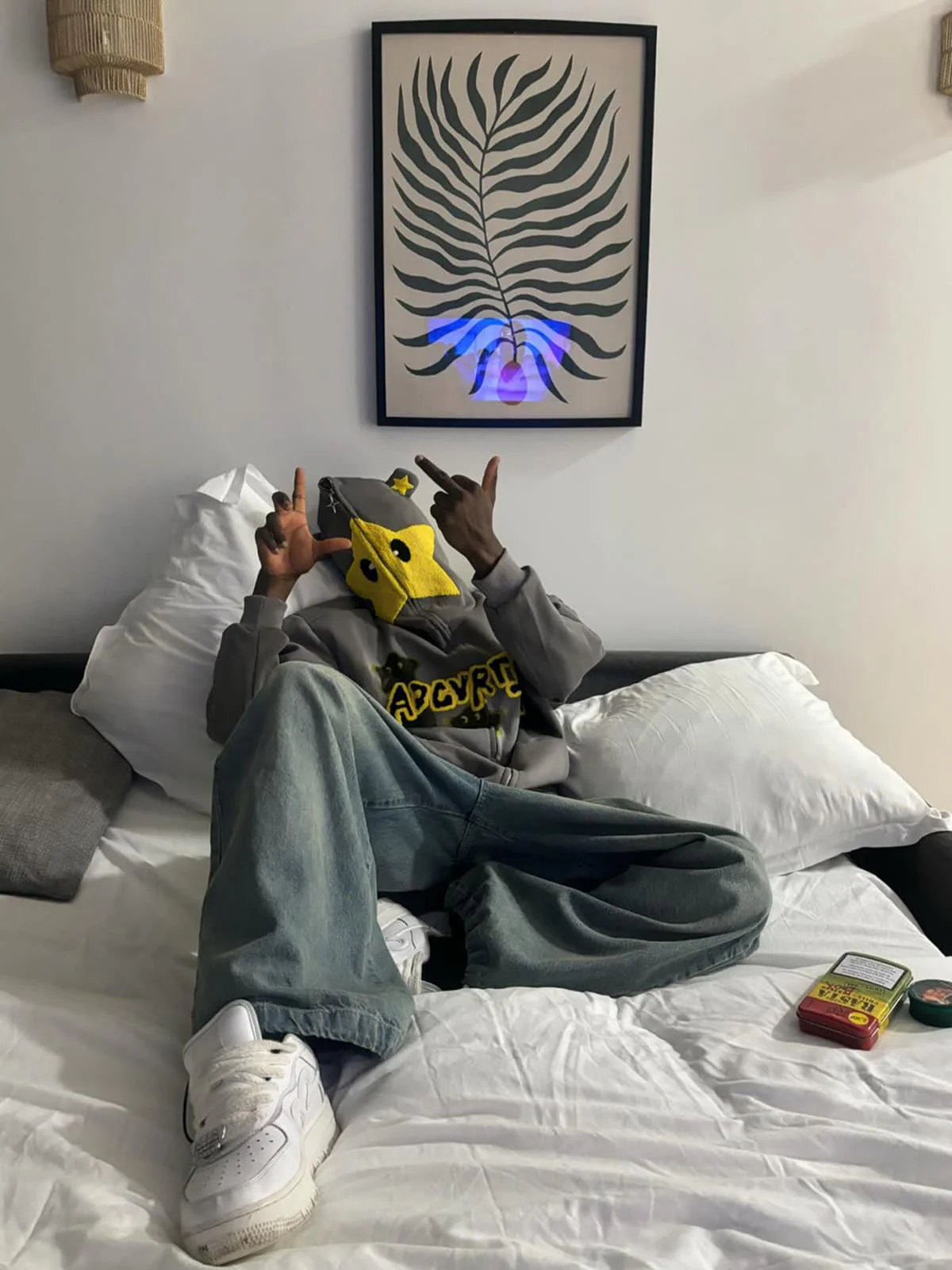 Thesupermade Star Embroidered Hooded Sweatshirt - 1843 - Image 6