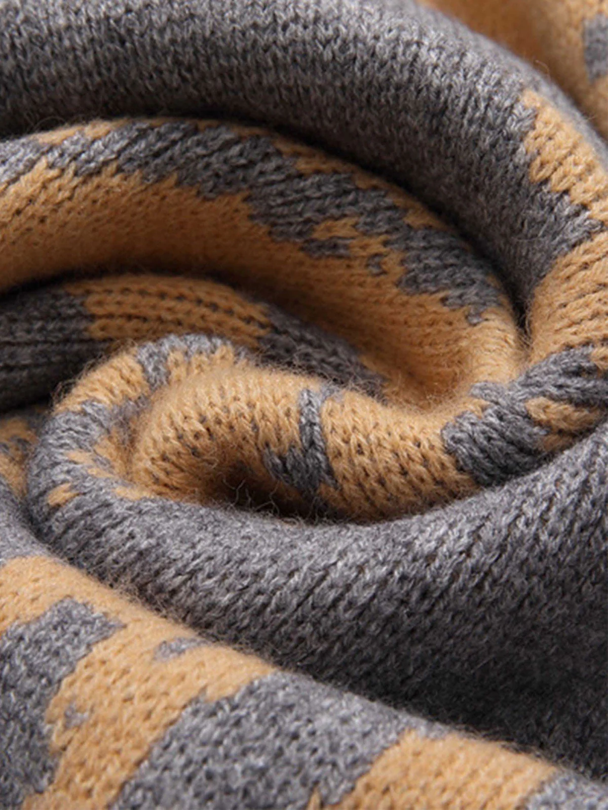 Thesupermade Vintage Portrait Knit Sweater - Image 8