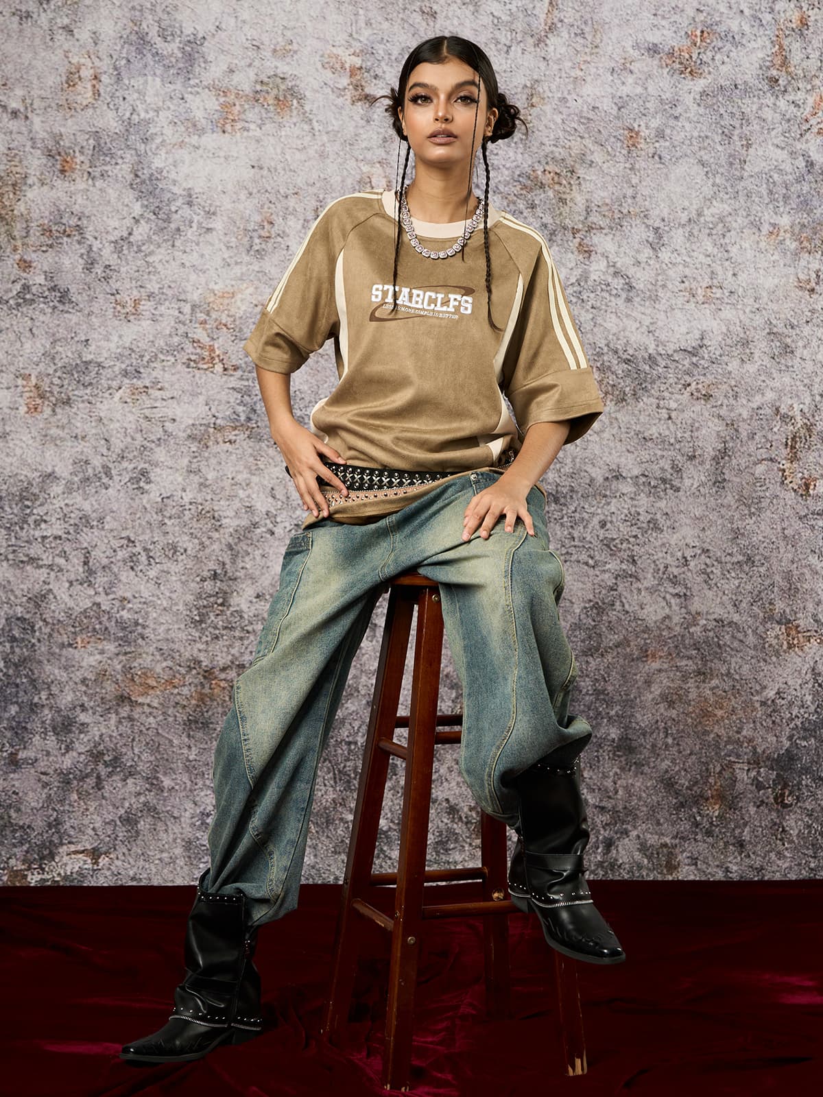 Suede Contrast Color Spliced Letter Embroidery Oversize T-shirt - 2462 - Image 17